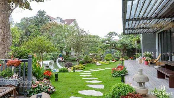 Bán đơn lập hoa sữa 5 442m2 128 tỷ hoàn thiện nội thất cực chất view sông đẹp đường bàn cờ nội khu