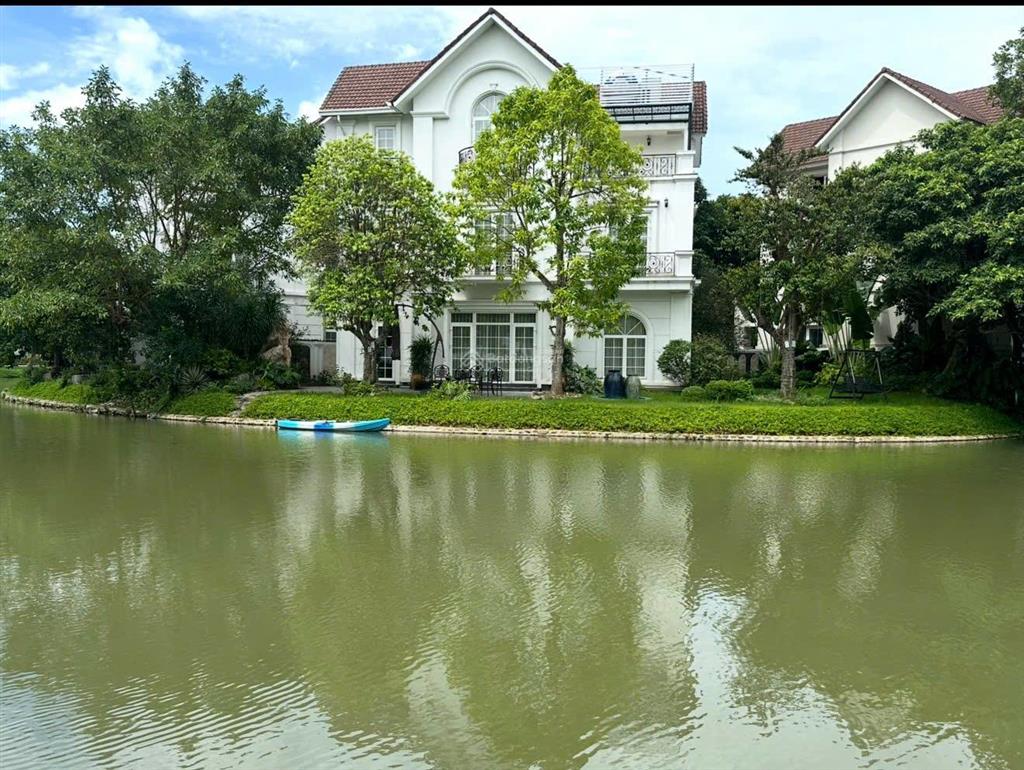 Bán đơn lập hoa sữa 5 442m2 128 tỷ hoàn thiện nội thất cực chất view sông đẹp đường bàn cờ nội khu