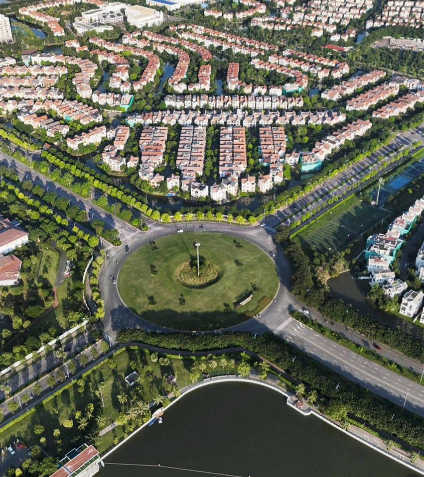 Bán song lập nhỏ nguyệt quế, 145m, h thiện đẹp, tháng máy, nội khu gần vườn hoa, hồ điều hòa 12,4ha
