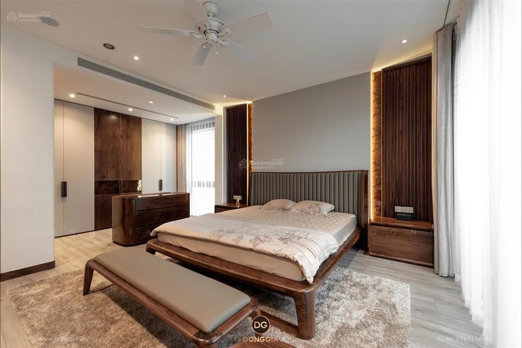 Bán song lập nguyệt quế 2, khu hồ harmony, 182m, thông sàn tầng 1, hoàn thiện đẹp, gần hồ điều hòa.