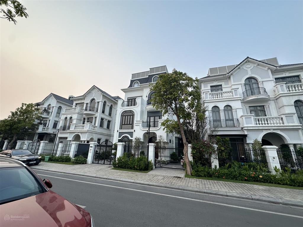 Bán biệt thự đơn lập đông nam mặt hồ vinhomes the harmony 315m2, tulip 1  41.