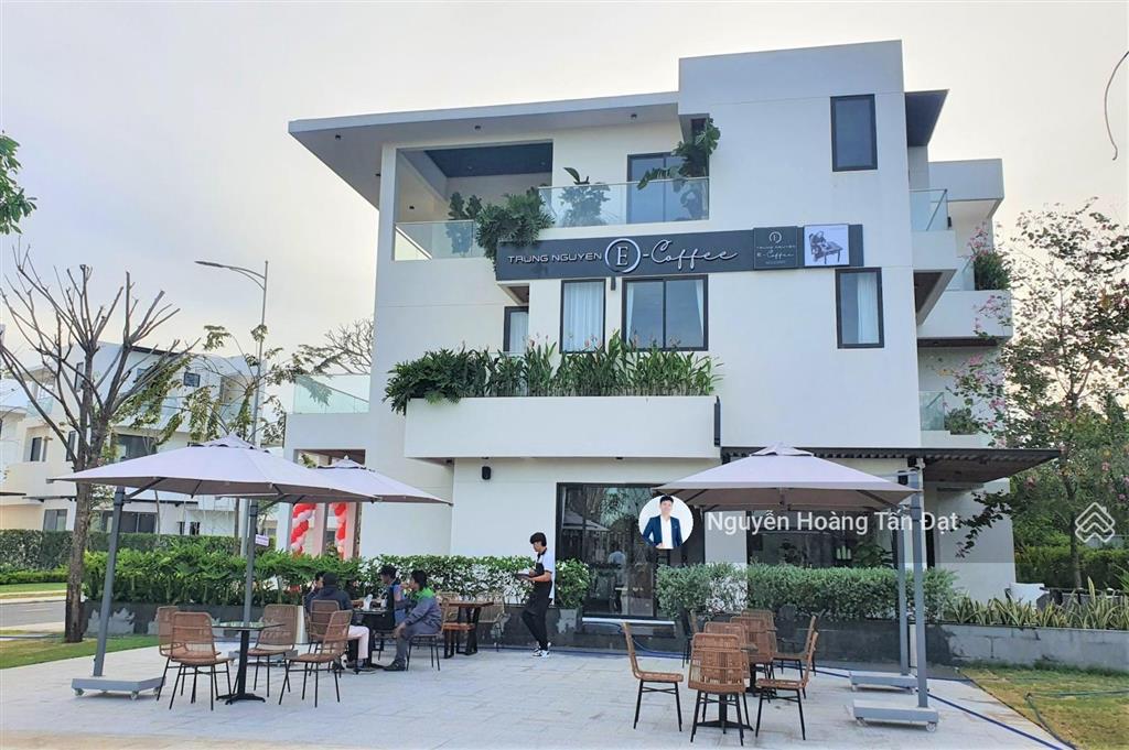 Bán nhà phố green center sân golf long an, dt 82m2 bán giá gốc cđt, đã bàn giao nhà cho cư dân