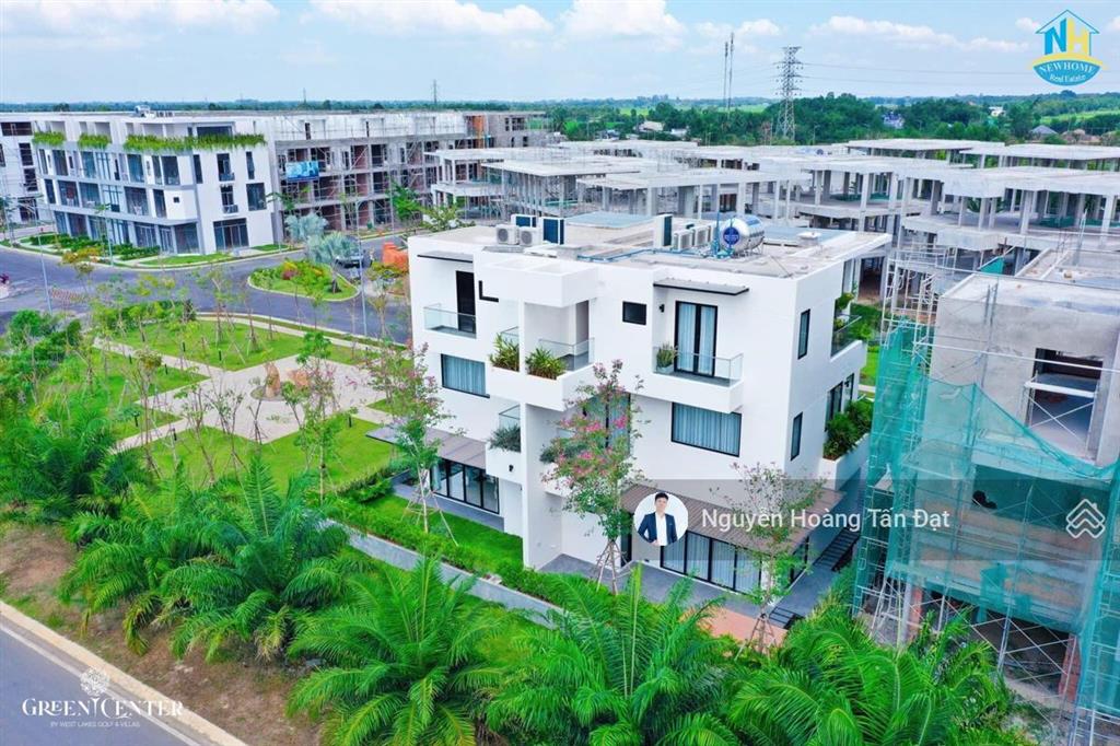 Bán nhà phố green center sân golf long an, dt 82m2 bán giá gốc cđt, đã bàn giao nhà cho cư dân