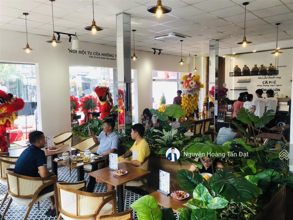 Bán nhà phố green center sân golf long an, dt 82m2 bán giá gốc cđt, đã bàn giao nhà cho cư dân