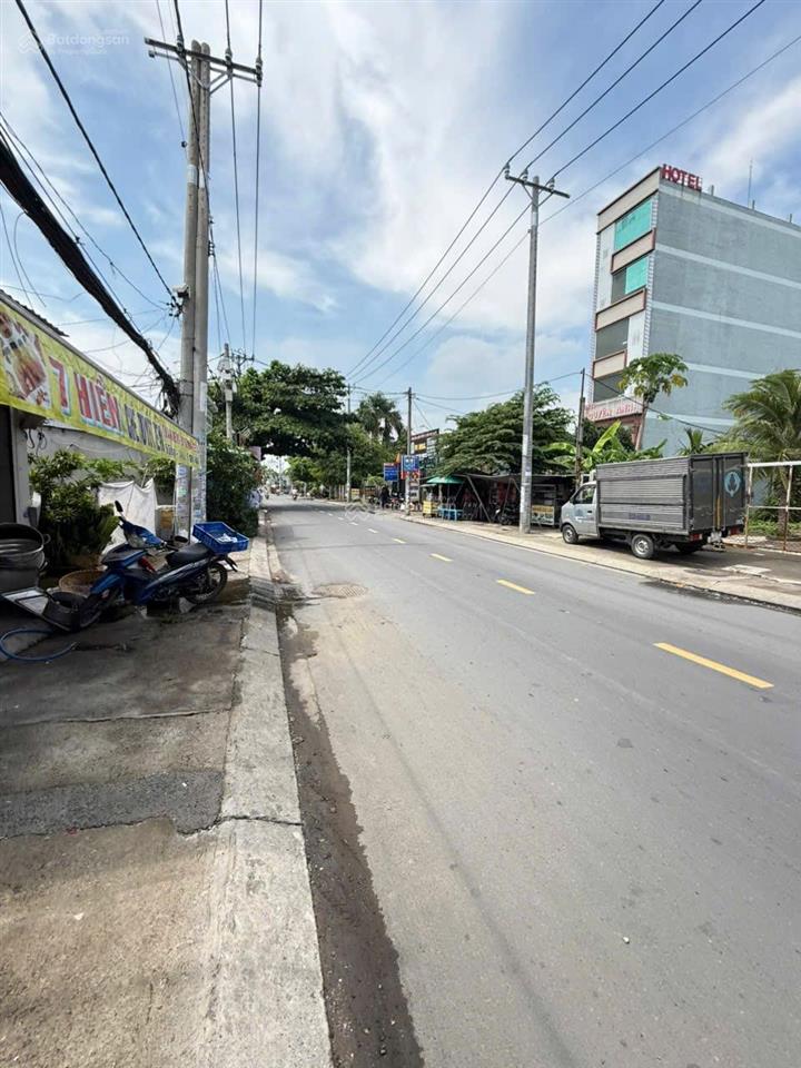 Bán nhà 3 tầng mặt tiền đường vườn lài 5x11,5m giá chỉ 8,5 tỷ