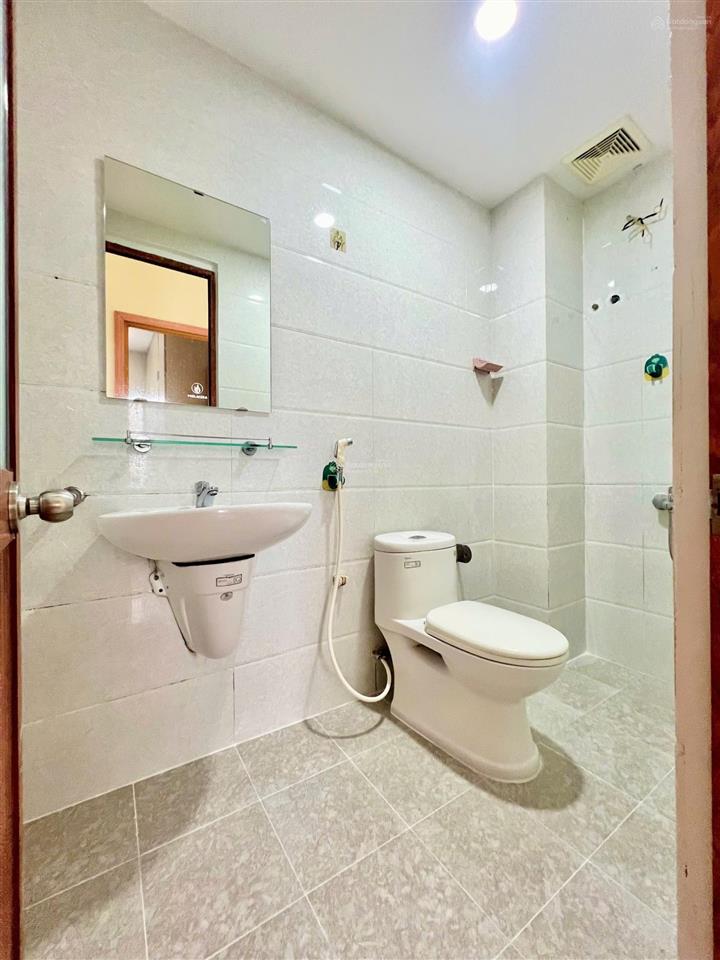 Bán căn hộ chung cư thương mại an phú đông, đường vườn lài dt 68m2, thông thủy 62m2 giá 2,89 tỷ