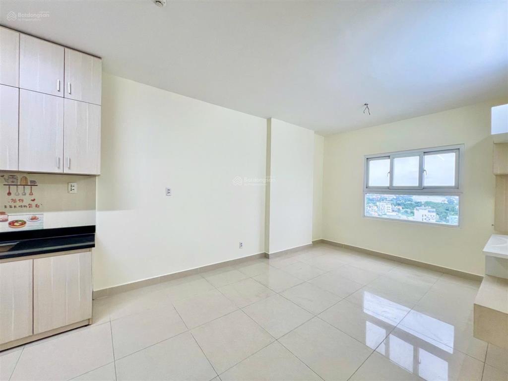 Bán căn hộ chung cư thương mại an phú đông, đường vườn lài dt 68m2, thông thủy 62m2 giá 2,89 tỷ