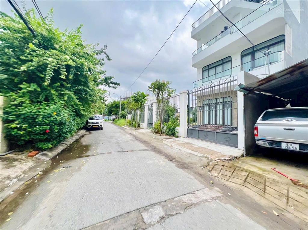 Bán lô đất giá tốt, vị trí đẹp 1 sẹc ngắn hẻm 163 vườn lài, an phú đông 67m2 giá 5,25 tỷ