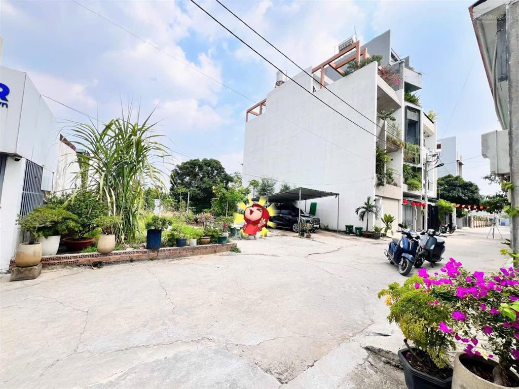 Bán lô đất giá tốt, vị trí đẹp 1 sẹc ngắn hẻm 163 vườn lài, an phú đông 67m2 giá 5,25 tỷ
