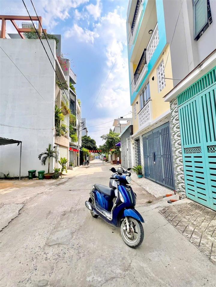 Bán lô đất giá tốt, vị trí đẹp 1 sẹc ngắn hẻm 163 vườn lài, an phú đông 67m2 giá 5,25 tỷ