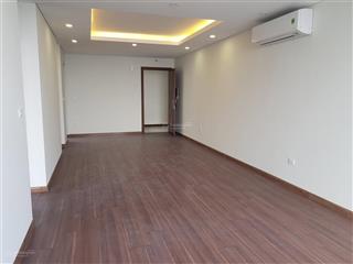 Cho thuê căn hộ cao cấp  3 ngủ  view hồ, căn góc  tầng cao. tại tòa n01  t5 ngoại giao đoàn