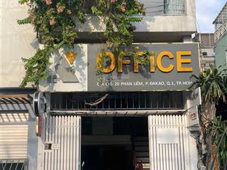 Chính chủ vp cho thuê  20m2 chỉ 7,5tr  sẵn nội thất, có ban công q1