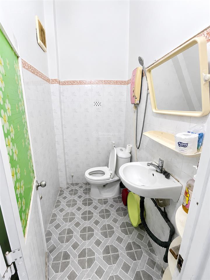 Bán nhà nguyễn đình chiểu phú nhuận 35m2 nở hậu hẻm thông