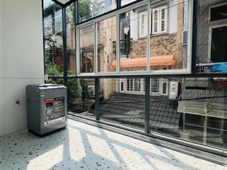 Bán nhà nguyễn thượng hiền quận 3 diện tích 31m2 tặng nội thất