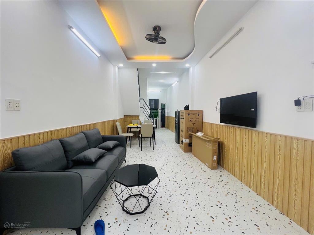 Bán nhà nguyễn thượng hiền quận 3 diện tích 31m2 tặng nội thất