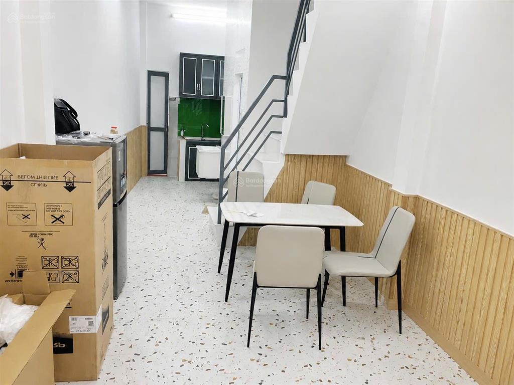 Bán nhà nguyễn thượng hiền quận 3 diện tích 31m2 tặng nội thất