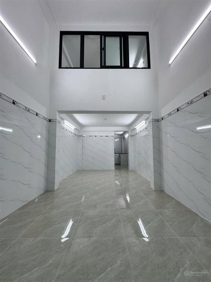 Bán nhà 5 tầng đường ngô quyền, p 5, quận 10