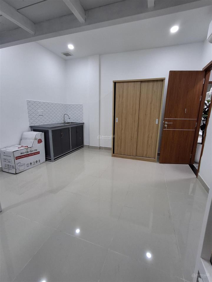 Phòng trọ  chdv  mặt bằng cao cấp 60m mới 100%, full tiện ích, vân tay