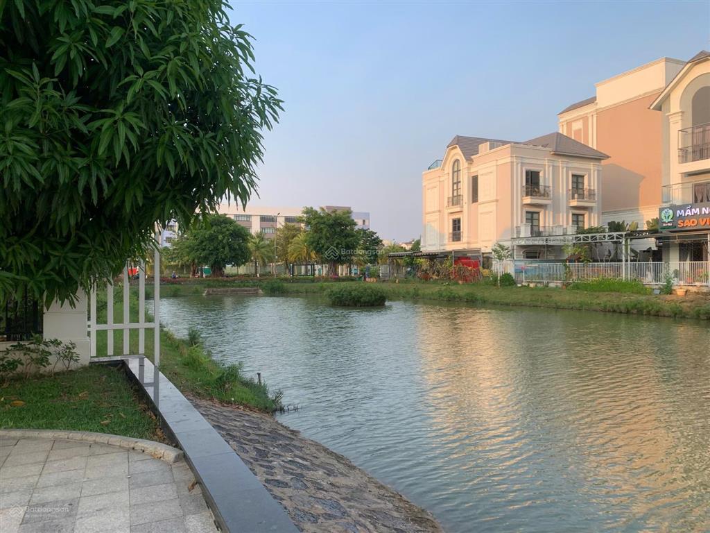 Bán biệt thự song lập vinhomes quận 9
