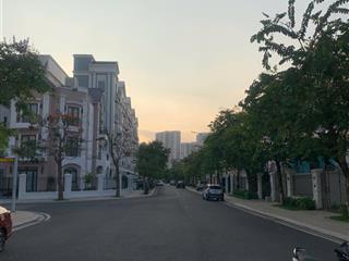 Bán biệt thự song lập vinhomes quận 9