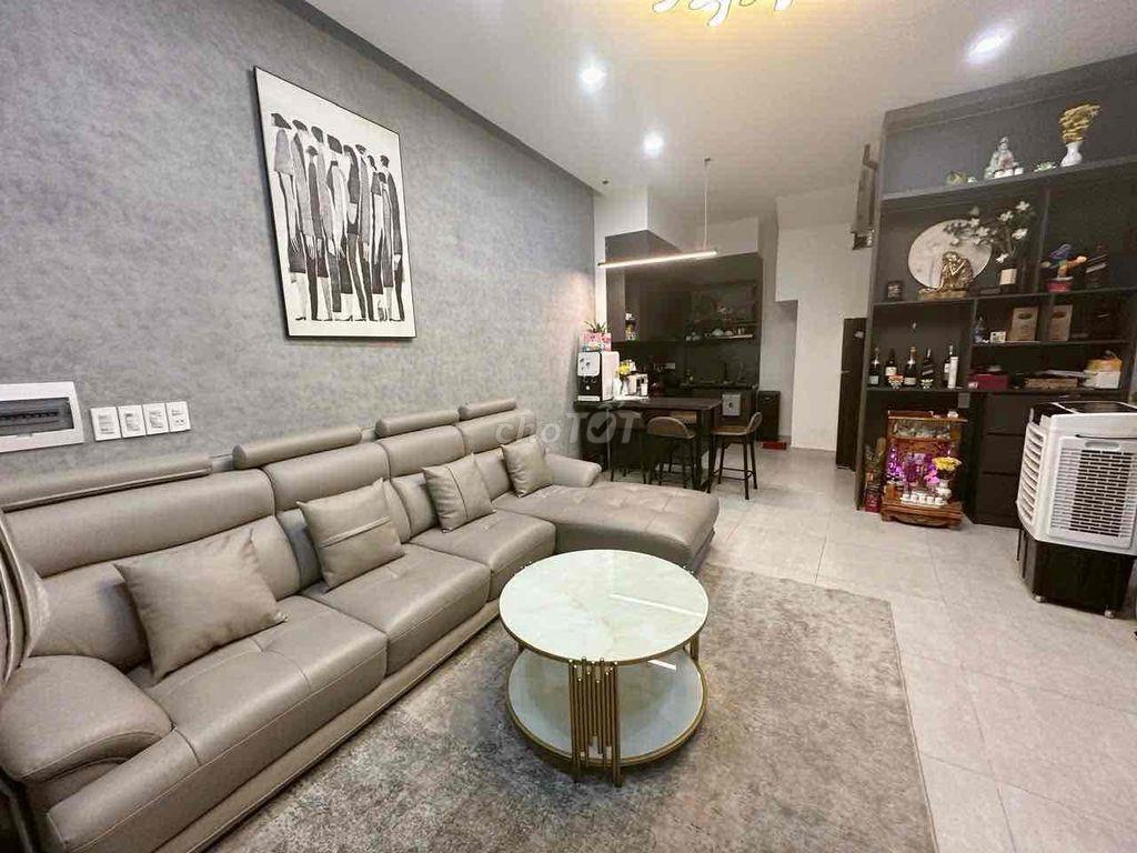 Cho thuê nhà mặt tiền hẻm 8m