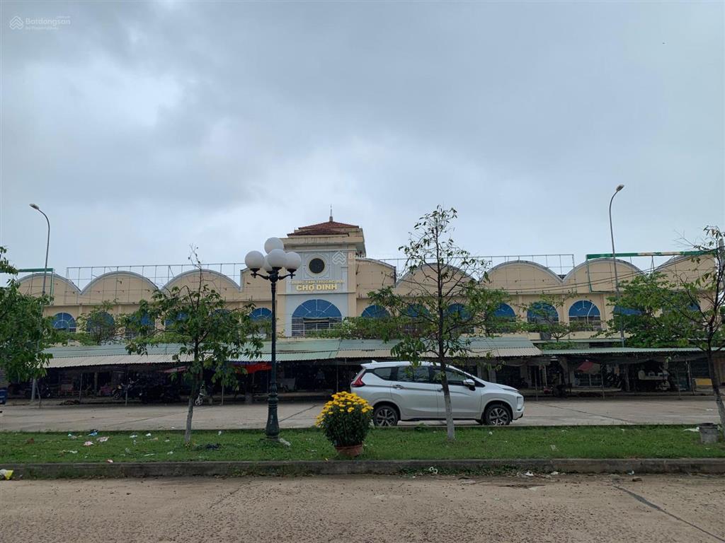 Cho thuê 100 m2 đất trống thổ cư (5x20 m) chợ dinh, quy nhơn
