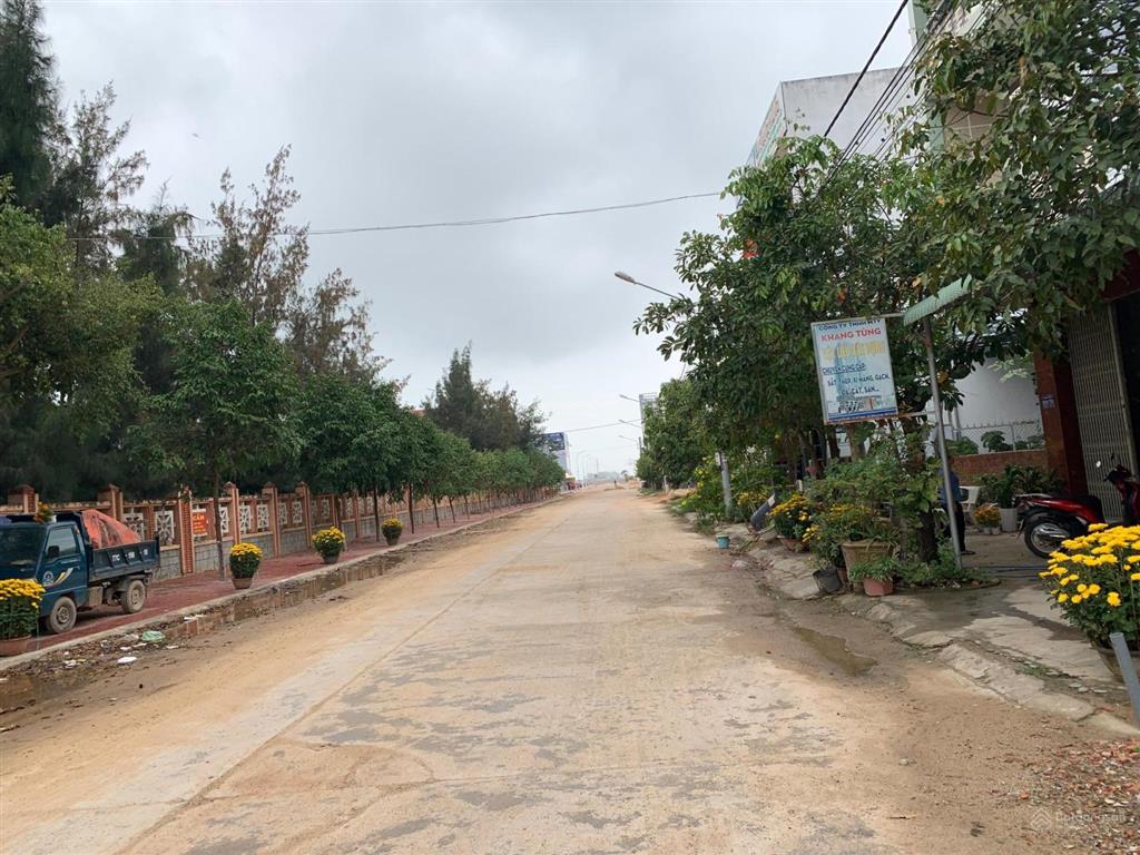 Cho thuê 100 m2 đất trống thổ cư (5x20 m) chợ dinh, quy nhơn