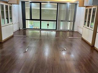 Cho thuê nhà ngõ 130 hồ tùng mậu 75m x5t ô tô đỗ cửa