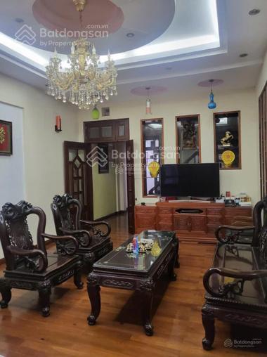 Cho thuê nhà ngõ 168 hào nam 55m x5t ô tô đỗ cửa