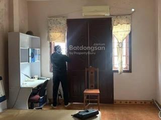 Cho thuê nhà ngõ 280 hồ tùng mậu 77m x 7t thang máy