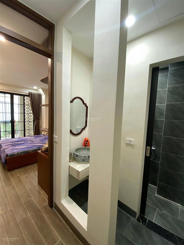 Cho thuê nhà ngõ 149 trung kính 56m2 x 4t ô tô đỗ cửa giá 15tr/th