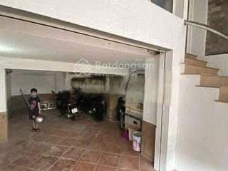 Cho thuê nhà ngõ 53 phạm tuấn tài 50m x5t ô tô đỗ cửa