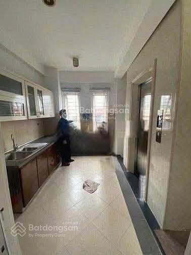 Cho thuê nhà ngõ 269 thịnh quang 43m2x4t giá 11tr/th
