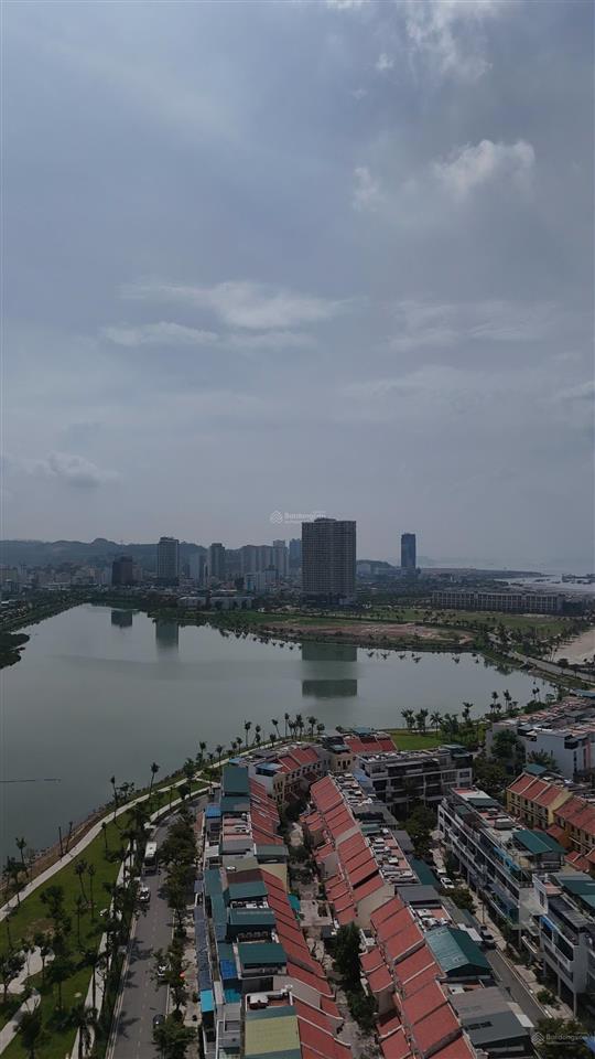 Chính chủ cần bán đất lớn tại trung tâm quảng ninh. thuận tiện xây khác sạn.  0985 280 ***