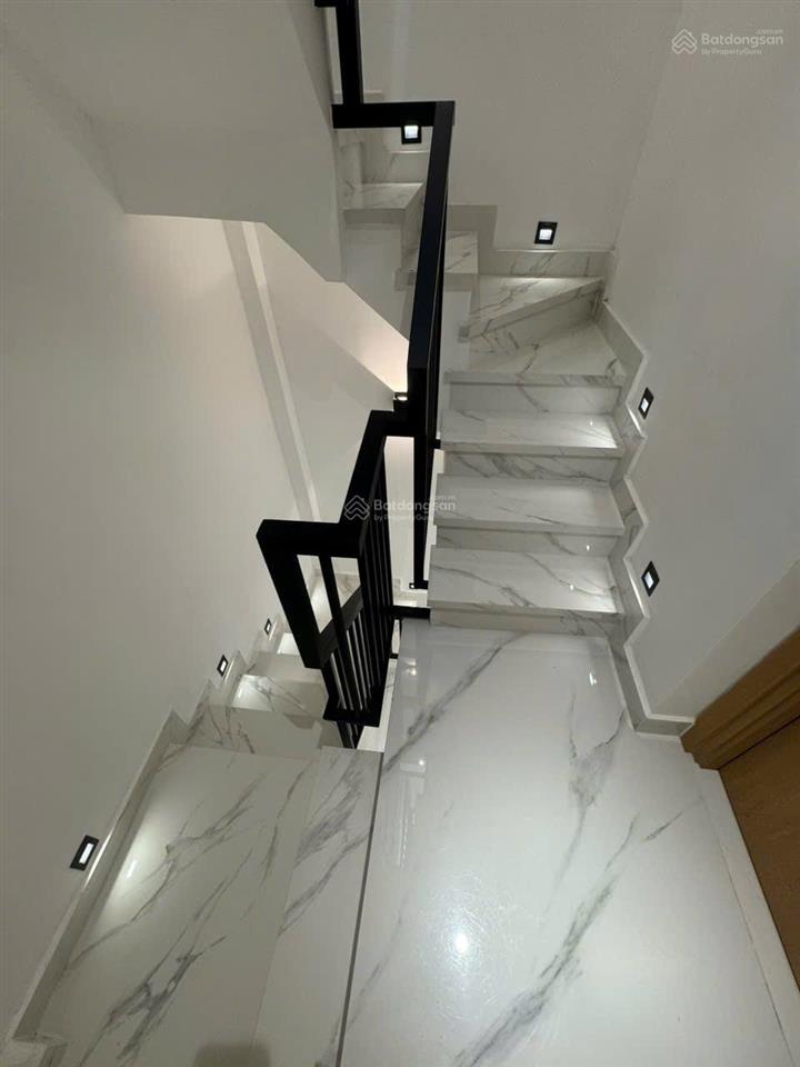 Bán nhà hxh 629/18 nguyễn đình chiểu, phường bàn cờ. cách công viên tốt lý thái tổ 50m