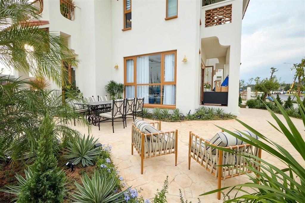 Căn góc 2 mặt tiền casa villa townhouse  blanca city  150m2