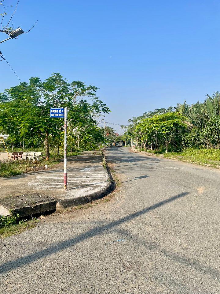 HỦ CẦN TIỀN BÁN GẤP NỀN 100M2 TRỤC THÔNG D5 - KDC SỞ VĂN HÓA THÔNG TIN Q9 - GIÁ CHỈ 72 TR/M2