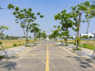 Shophouse  nhà 4 tầng mt hồ tùng mậu  thông ra biển  tt dàn trải 18 tháng  105.5m2 đất sổ hồng