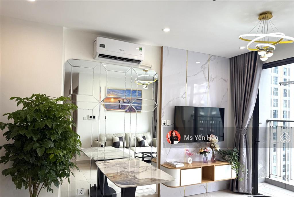Giảm giá sâu 100tr bán căn hộ 1pn + tòa s2.11 bc tây nam, view biển hồ, đồ mới hiện đại như ảnh