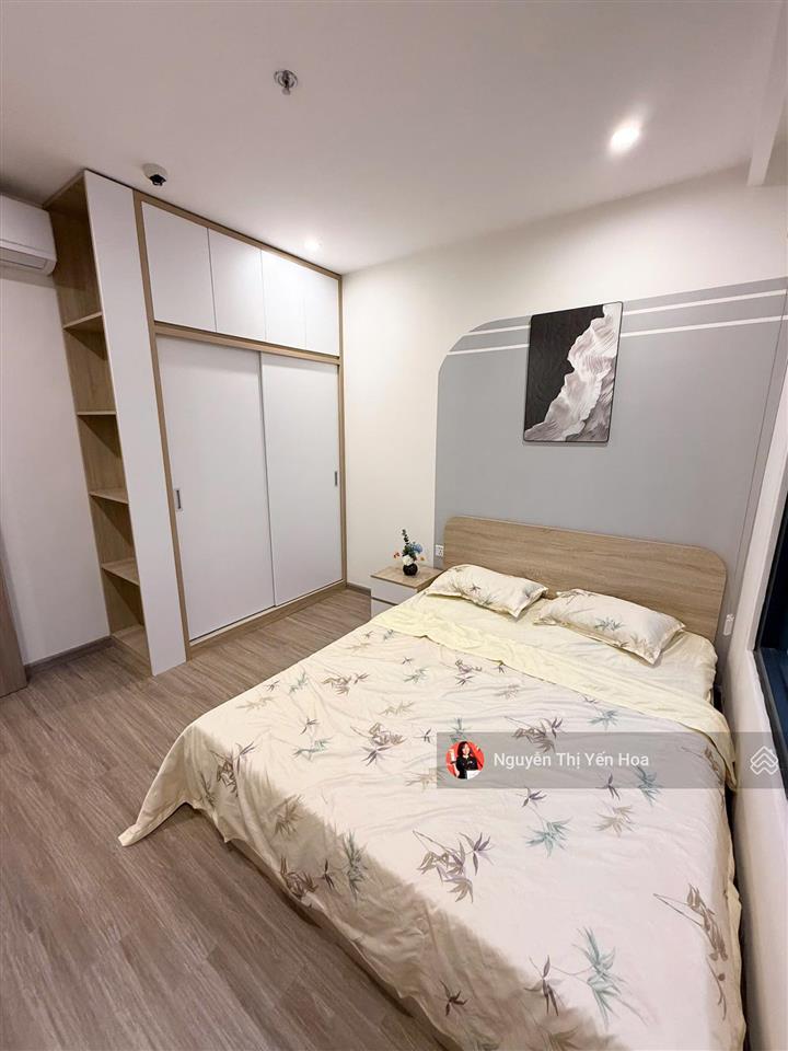Bán gấp căn hộ 3 phòng ngủ full nội thất như ảnh sẵn sổ  tầng trung view thoáng,  0986 784 ***