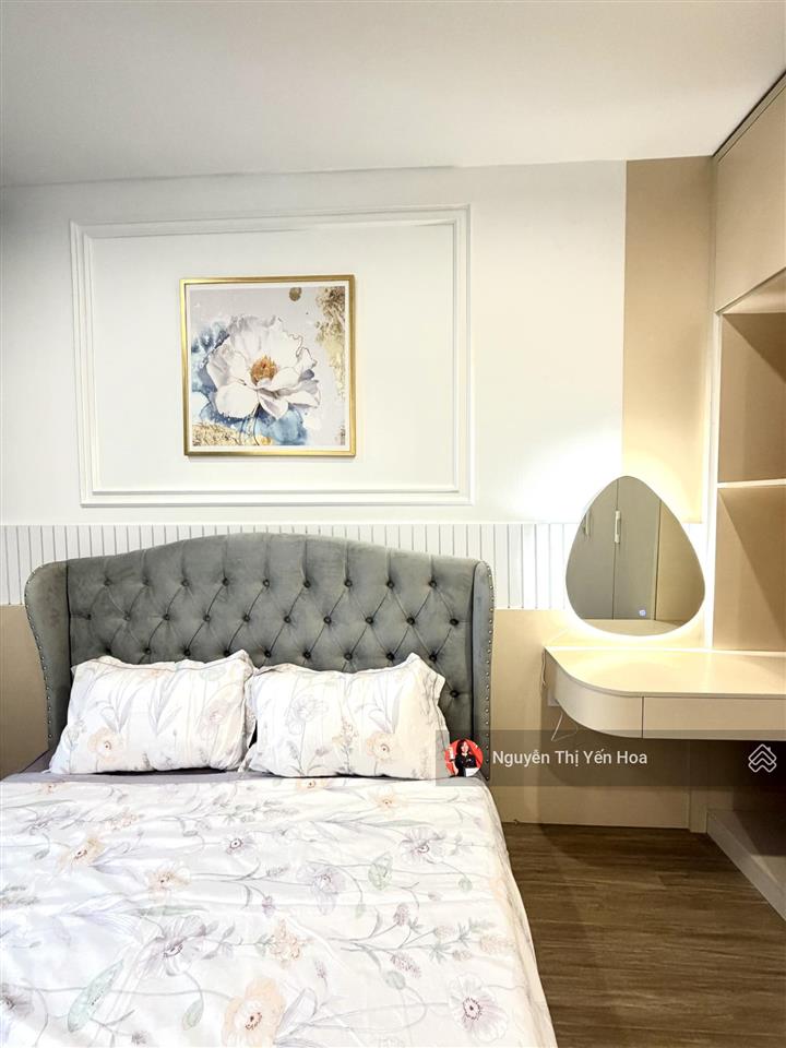 Độc quyền bán căn 1pn+ toà p1 view bể bơi và công viên gia lâm, cam kết ảnh thực, nhà mới, full nt