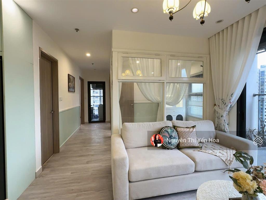 Chính chủ cần bán gấp 3pn tòa s2.02 tầng 18 nội thất hiện đại luxury view thoáng tại vinhomes ocp 1