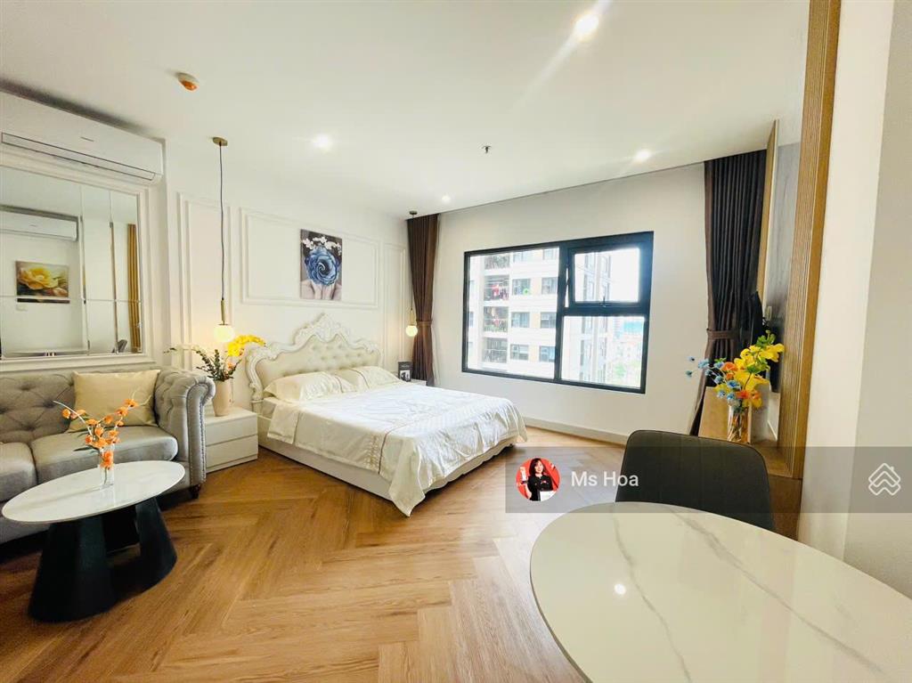 Chuyển xuống liền kề nên tôi cần bán căn studio 33m2 thông thủy nội thất xịn như ảnh  0986 784 ***