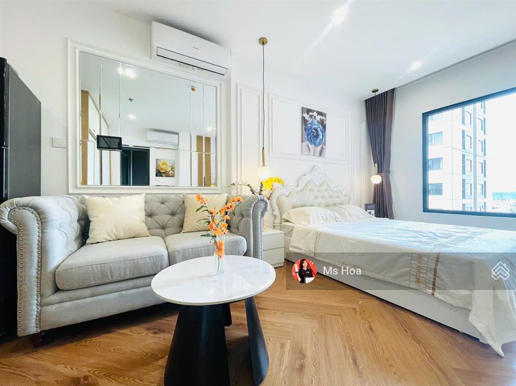 Chuyển xuống liền kề nên tôi cần bán căn studio 33m2 thông thủy nội thất xịn như ảnh  0986 784 ***