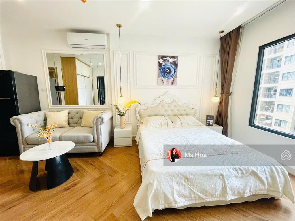 Chuyển xuống liền kề nên tôi cần bán căn studio 33m2 thông thủy nội thất xịn như ảnh  0986 784 ***