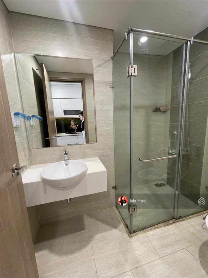 Chuyển xuống liền kề nên tôi cần bán căn studio 33m2 thông thủy nội thất xịn như ảnh  0986 784 ***