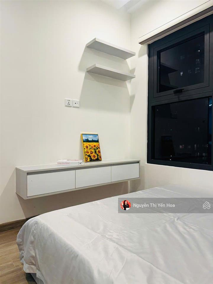 Chính chủ gửi bán gấp căn hộ 2n2w góc tòa s1.06 vinhomes ocp view đẹp thoáng, full nội thất như ảnh