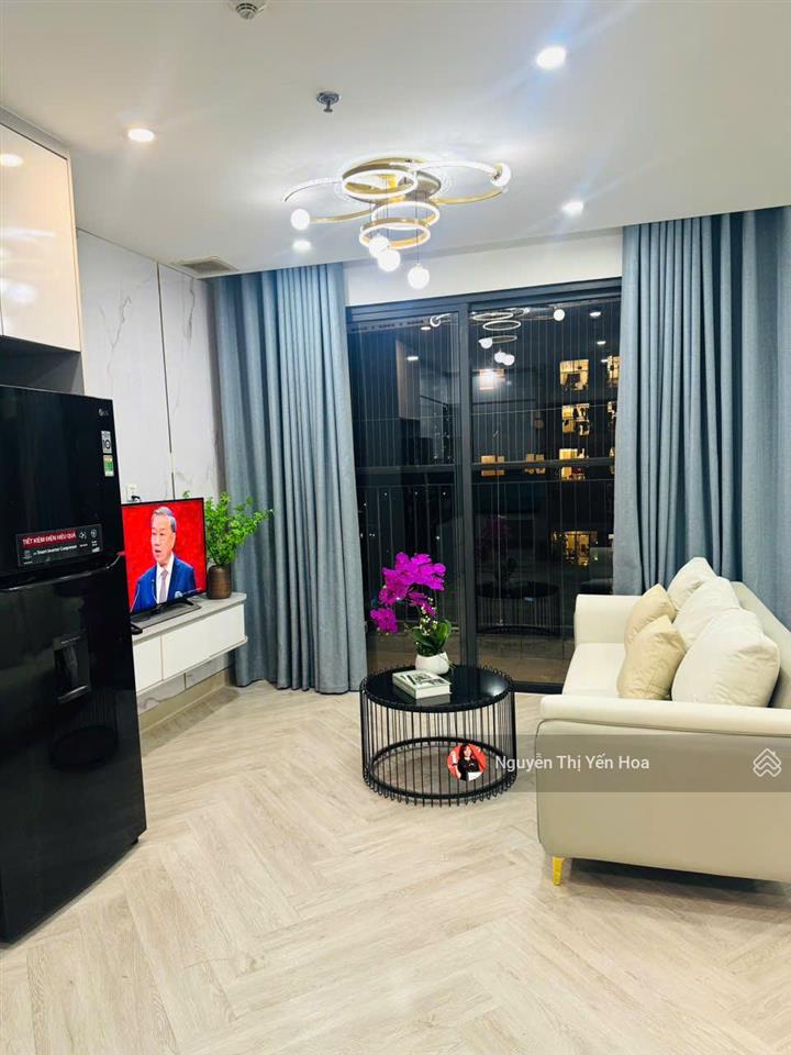 Chính chủ gửi bán gấp căn hộ 2n2w góc tòa s1.06 vinhomes ocp view đẹp thoáng, full nội thất như ảnh