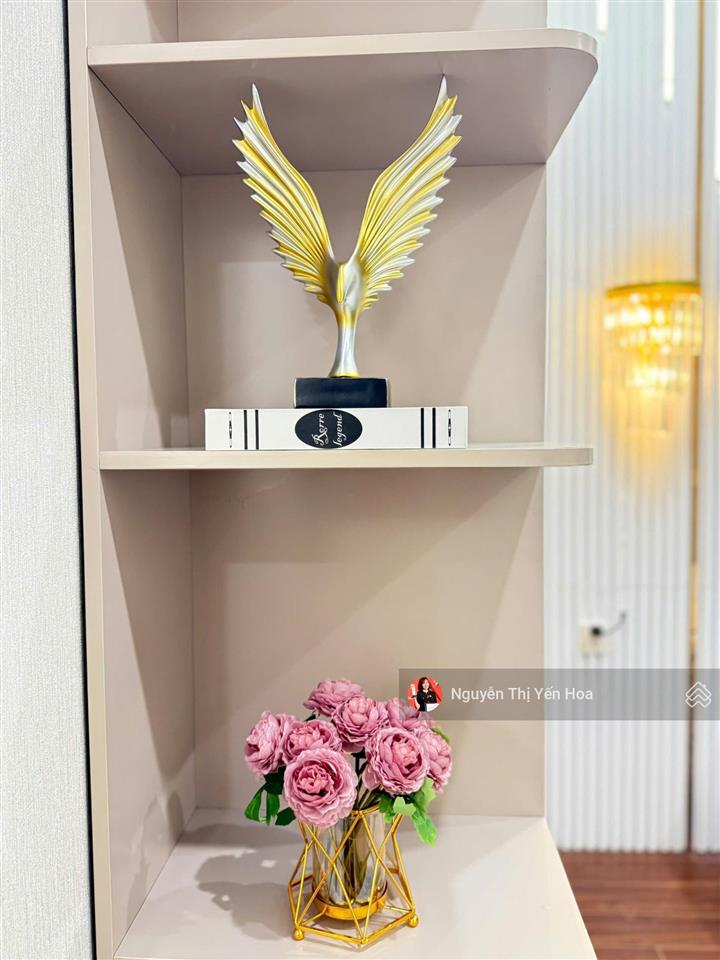Chuyển nhà về quê nên em bán căn hộ 2n + tòa m2 masteri, giá tốt, sẵn sổ, ở ngay.  0986 784 ***