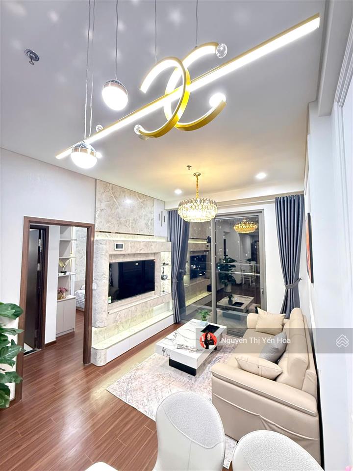Chuyển nhà về quê nên em bán căn hộ 2n + tòa m2 masteri, giá tốt, sẵn sổ, ở ngay.  0986 784 ***